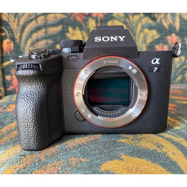 【美品】SONY α7 IV  ILCE-7M4 ボディ +純正予備バッテリー