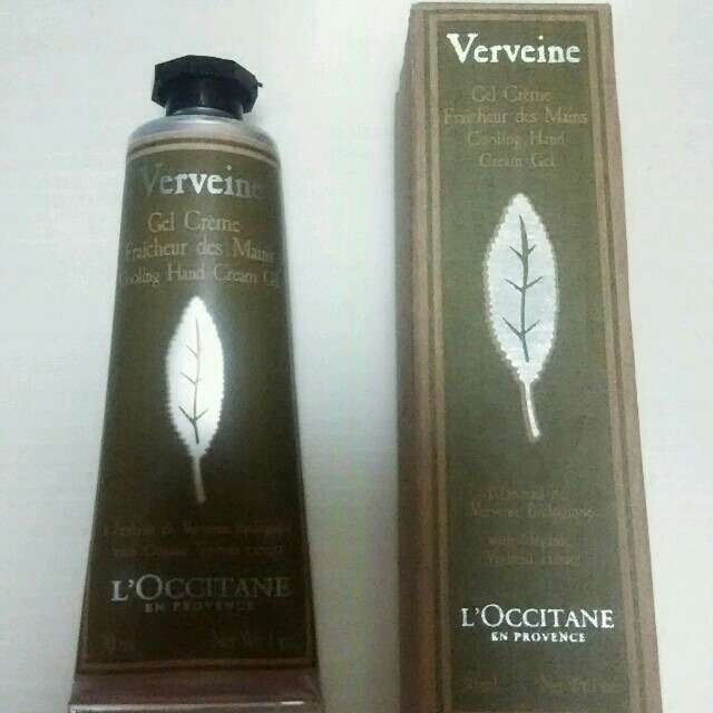 L'OCCITANE(ロクシタン)のほぼ未使用！ ロクシタン ハンドクリーム Verveine コスメ/美容のボディケア(ハンドクリーム)の商品写真