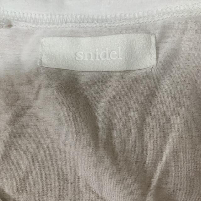 SNIDEL(スナイデル)のSNIDEL スナイデル プリントロールアップTシャツ カットソー トップス レディースのトップス(Tシャツ(半袖/袖なし))の商品写真