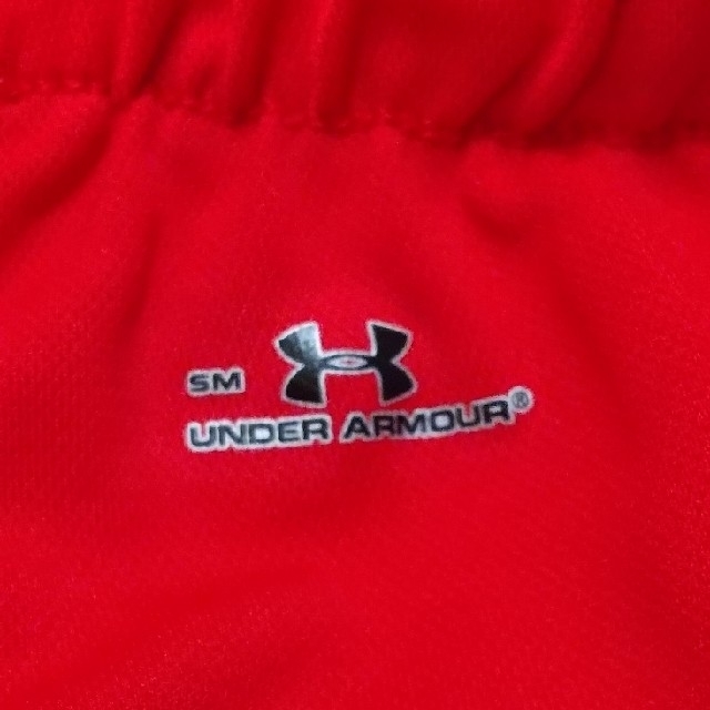 UNDER ARMOUR(アンダーアーマー)のUNDER ARMOUR ショートパンツ SMサイズ スポーツ/アウトドアのランニング(ウェア)の商品写真