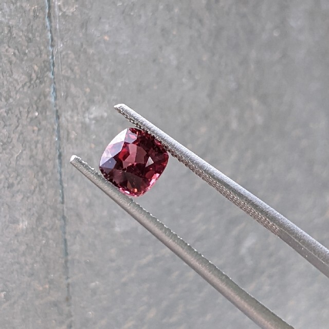 西日本産 天然レッドスピネル 0.461ct - crumiller.com