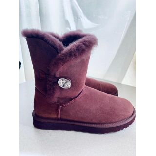 アグ スワロフスキーの通販 500点以上 | UGGを買うならラクマ