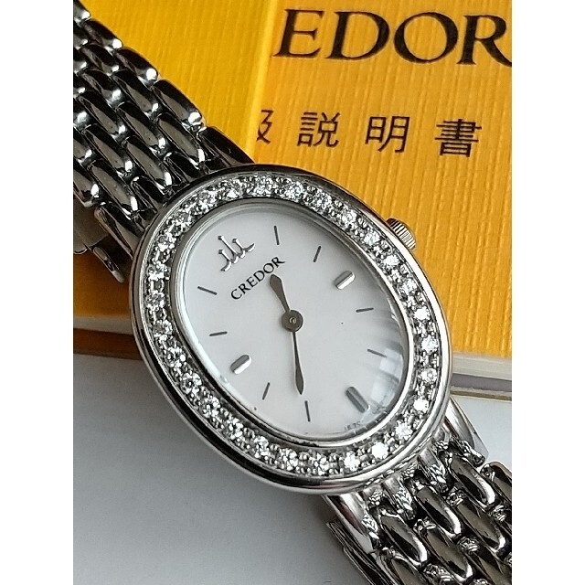 売れ筋】 SEIKO クォーツ 現行販売モデル 28Pダイヤ 白蝶貝 美品