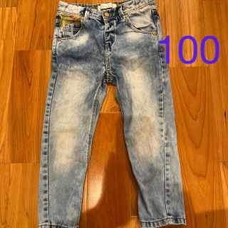 ザラ(ZARA)のZARA  100 デニム　パンツ　男の子(パンツ/スパッツ)