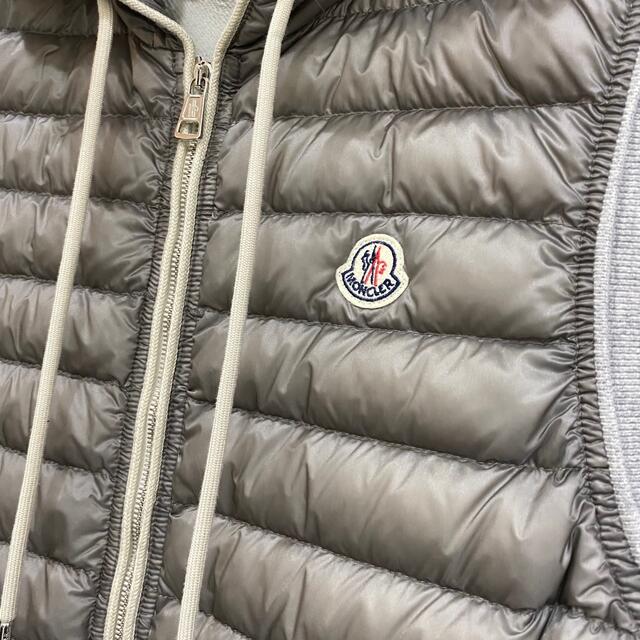 MONCLER(モンクレール)の美品　定価12万　モンクレール　MAGLIA GILET 切替　ベスト 国内正規 メンズのジャケット/アウター(ダウンベスト)の商品写真