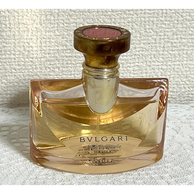 BVLGARI(ブルガリ)のブルガリ ローズエッセンシャル  オーデパルファム  50ml コスメ/美容の香水(その他)の商品写真