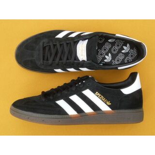 アディダス(adidas)のアディダス HANDBALL SPZL 27,5cm 黒白ガム オリジナルス(スニーカー)