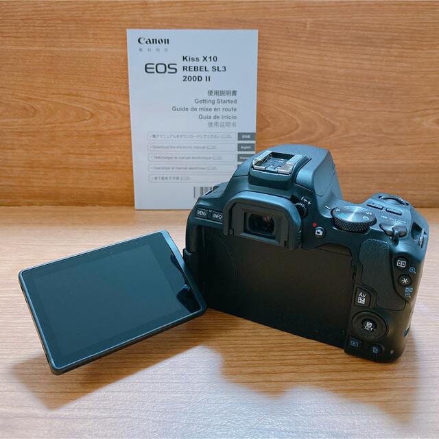 【美品】Canon  EOS KISS X10 Wズームキット BK