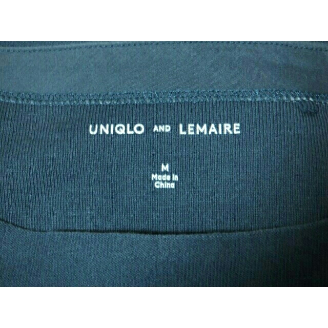 UNIQLO(ユニクロ)のUNIQLO and LEMAIRE ボートネックT ブルーM レディースのトップス(Tシャツ(半袖/袖なし))の商品写真