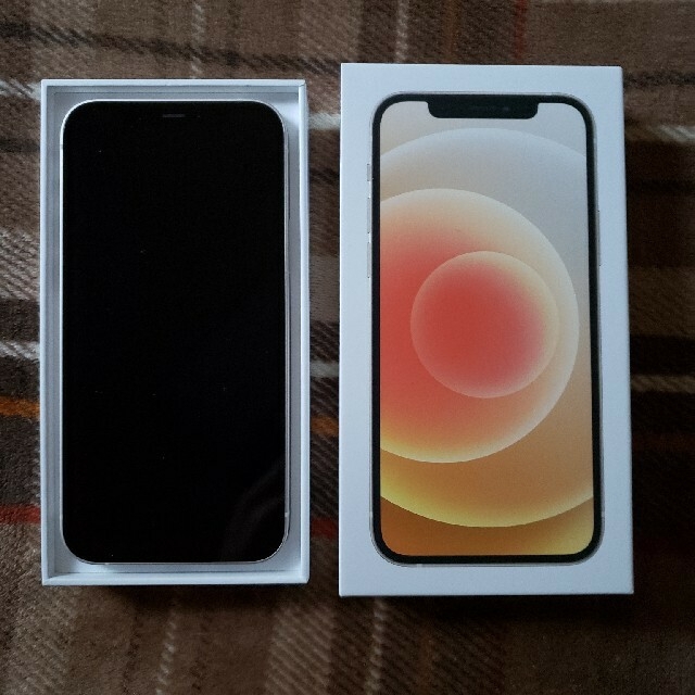 テレビで話題】 iPhone ホワイト softbank 64GB iPhone12 アップル