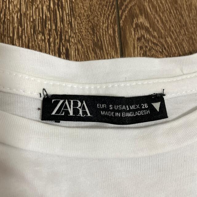 ZARA(ザラ)のZARA Tシャツ　フリル　白T レディースのトップス(Tシャツ(半袖/袖なし))の商品写真