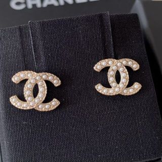 シャネル 指輪 ピアスの通販 21点 | CHANELのレディースを買うならラクマ