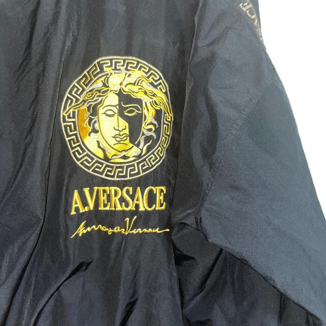 VERSACE(ヴェルサーチ)のVERSACE ベルサーチナイロンジャケット メンズのジャケット/アウター(ナイロンジャケット)の商品写真