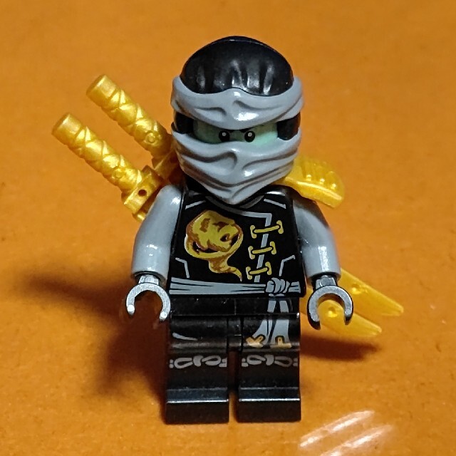 Lego(レゴ)のレゴ★ニンジャゴー コール ゴーストVer. ミニフィグ 美品 激レア エンタメ/ホビーのおもちゃ/ぬいぐるみ(キャラクターグッズ)の商品写真