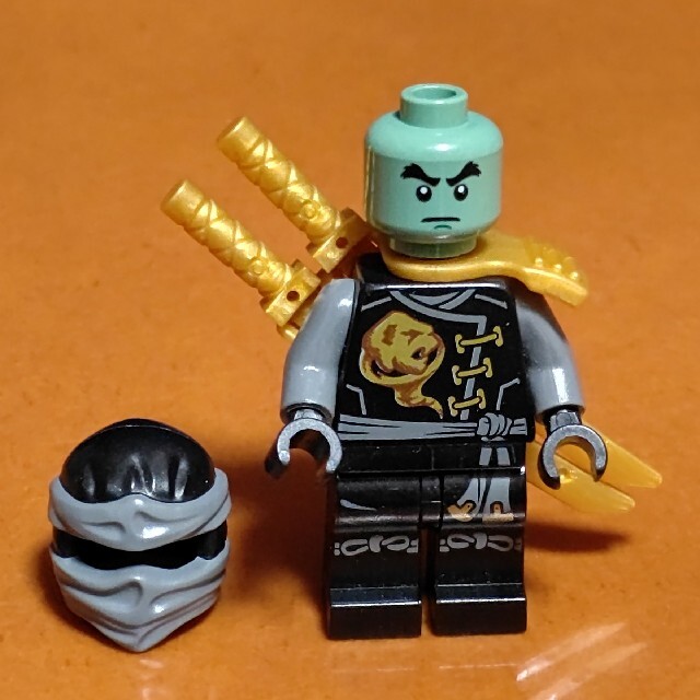 Lego(レゴ)のレゴ★ニンジャゴー コール ゴーストVer. ミニフィグ 美品 激レア エンタメ/ホビーのおもちゃ/ぬいぐるみ(キャラクターグッズ)の商品写真