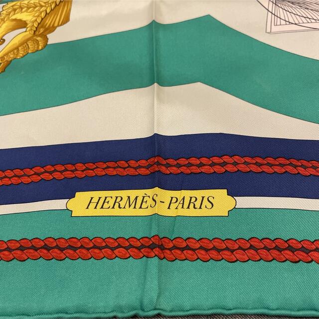 新品 HERMES エルメス カレ90 森の伝説 大判シルクスカーフ モザイク