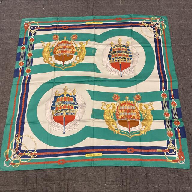 新品 HERMES エルメス カレ90 森の伝説 大判シルクスカーフ モザイク