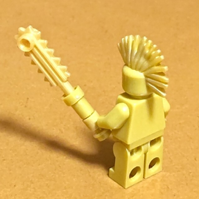Lego(レゴ)のレゴ★ゴールド単色ミニフィグ モヒカンVer. オリジナルアレンジ 激レア エンタメ/ホビーのおもちゃ/ぬいぐるみ(キャラクターグッズ)の商品写真