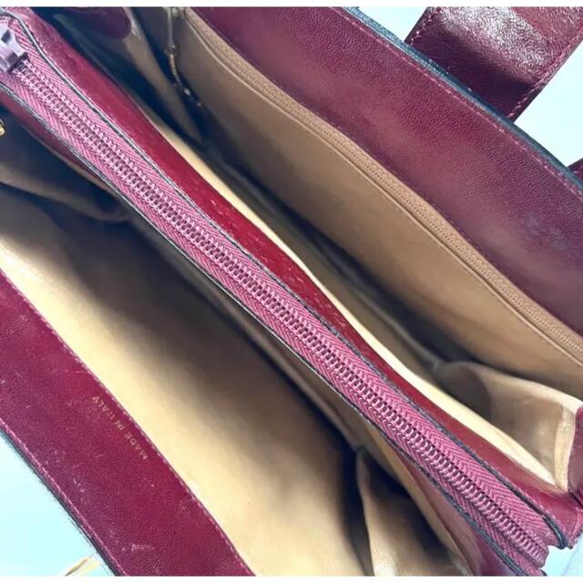 celine(セリーヌ)のceline セリーヌ　トリオンフ金具　トートバッグ　ボルドー　ワインレッド 鞄 レディースのバッグ(ハンドバッグ)の商品写真
