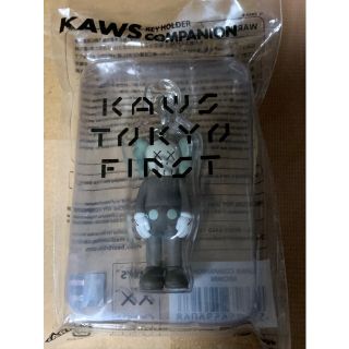 メディコムトイ(MEDICOM TOY)のKAWS COMPANION KEYHOLDER （brown）  (その他)