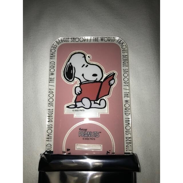 SNOOPY(スヌーピー)のスヌーピー　SNOOPY アクリルスタンド　非売品 エンタメ/ホビーのおもちゃ/ぬいぐるみ(キャラクターグッズ)の商品写真