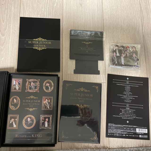 SUPER JUNIOR(スーパージュニア)のSUPER JUNIOR Return of the KING 初回限定豪華盤 エンタメ/ホビーのDVD/ブルーレイ(ミュージック)の商品写真