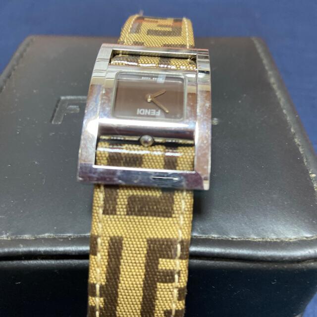 FENDI 腕時計　中古　動いていません！ エンタメ/ホビーのエンタメ その他(その他)の商品写真