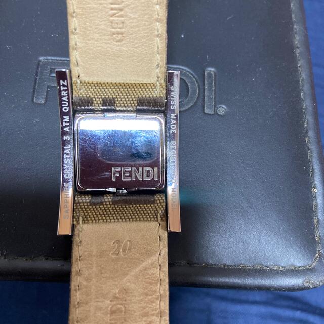 FENDI 腕時計　中古　動いていません！ エンタメ/ホビーのエンタメ その他(その他)の商品写真