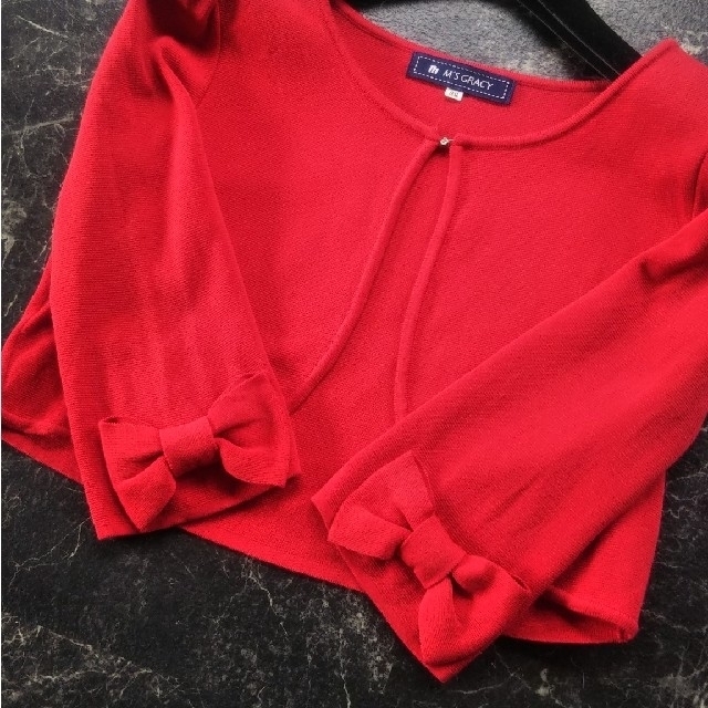 M'S GRACY(エムズグレイシー)のエムズグレイシー 袖リボン♡ボレロ キュートで可愛い赤 レッド♡⑅︎❤︎︎ レディースのトップス(ボレロ)の商品写真