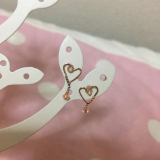 ピアス(ピアス)