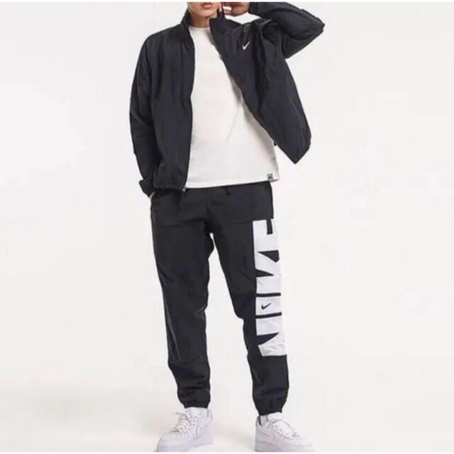 NIKE(ナイキ)の【新品】NIKE NSW WOVEN PANTS メンズのパンツ(その他)の商品写真