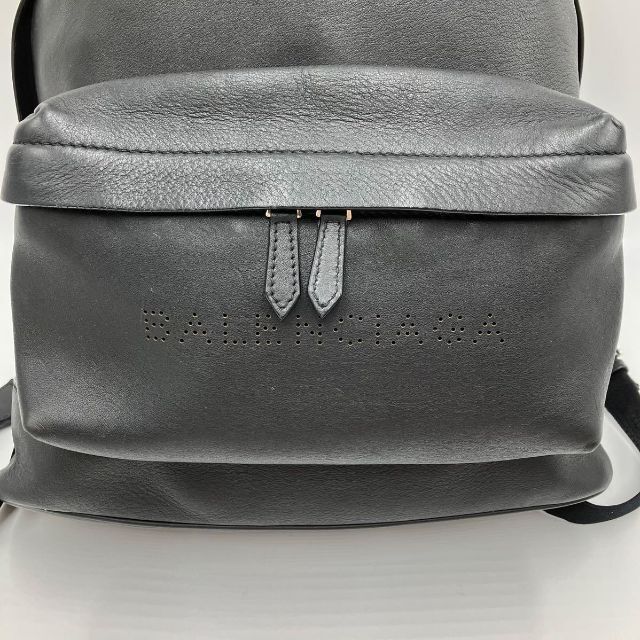 Balenciaga(バレンシアガ)のバレンシアガ オールレザー バックパック パンチングロゴ メンズ レディース メンズのバッグ(バッグパック/リュック)の商品写真