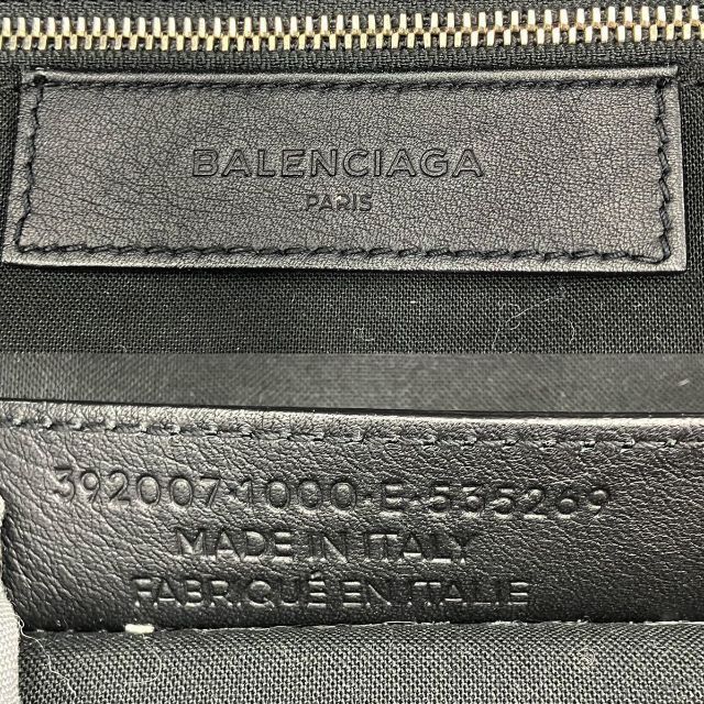 Balenciaga(バレンシアガ)のバレンシアガ オールレザー バックパック パンチングロゴ メンズ レディース メンズのバッグ(バッグパック/リュック)の商品写真