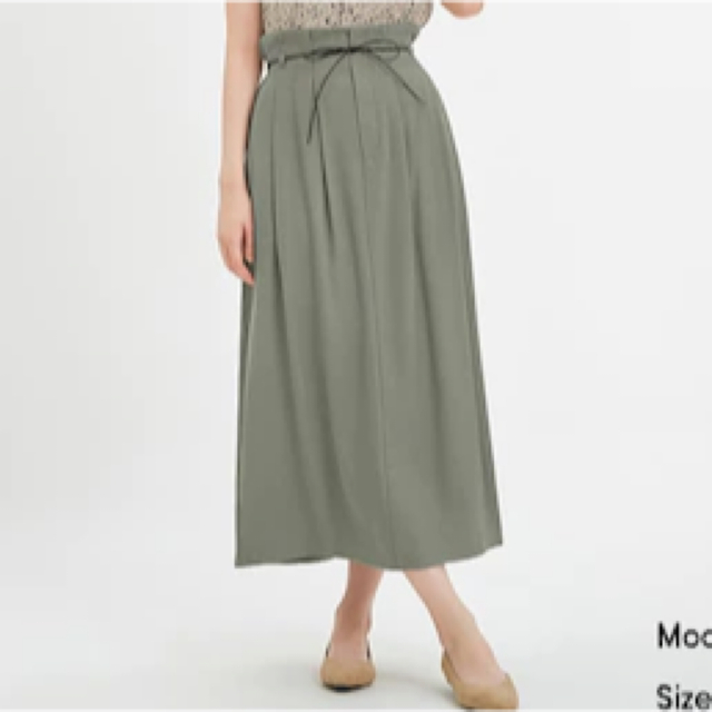 GU(ジーユー)のロングスカート　ベルト付き　カーキ レディースのスカート(ロングスカート)の商品写真