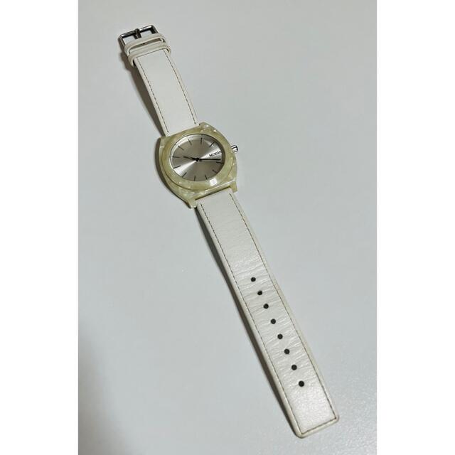 【電池新品の美品】NIXONのTIMETELLER ホワイトのレザーベルト☆