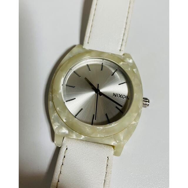 【電池新品の美品】NIXONのTIMETELLER ホワイトのレザーベルト☆