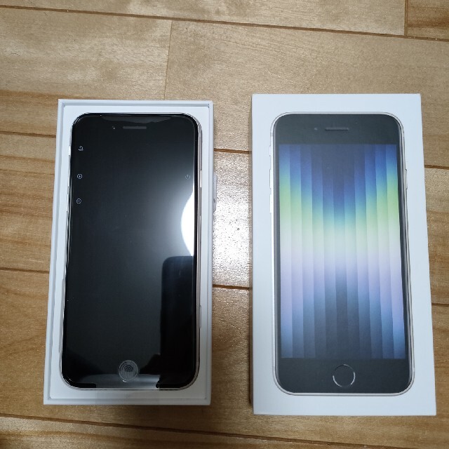 おトク情報がいっぱい! 【新品未使用】 iPhoneSE 第3世代 第3世代 SIM