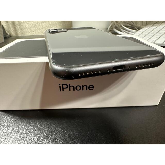 Apple(アップル)のdji osmo mobile 3  ＋iPhone 11 128GB  セット スマホ/家電/カメラのスマートフォン/携帯電話(スマートフォン本体)の商品写真