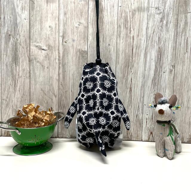 mina perhonen(ミナペルホネン)のハンドメイド*ミナペルホネン*ペンギン巾着*run run run ハンドメイドのファッション小物(ポーチ)の商品写真