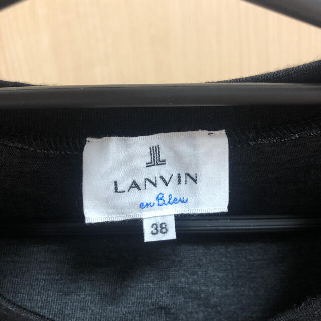 LANVIN en Bleu(ランバンオンブルー)の美品　ランバンオンブルーカットソー レディースのトップス(カットソー(長袖/七分))の商品写真