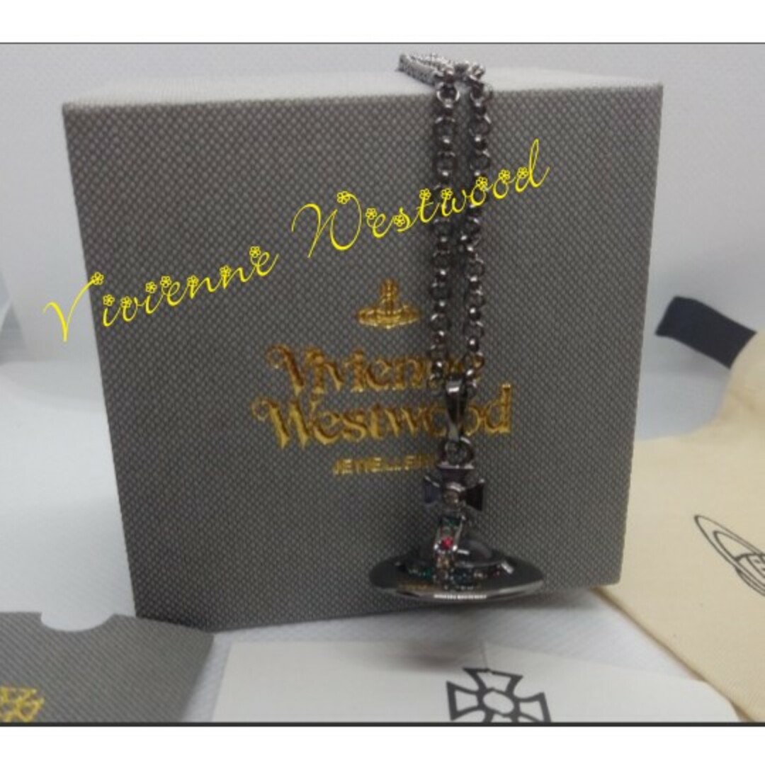 Vivienne Westwood(ヴィヴィアンウエストウッド)のVivienne Westwoodスモールブラックチェーンクリアオーブ新品未使用 レディースのアクセサリー(ネックレス)の商品写真