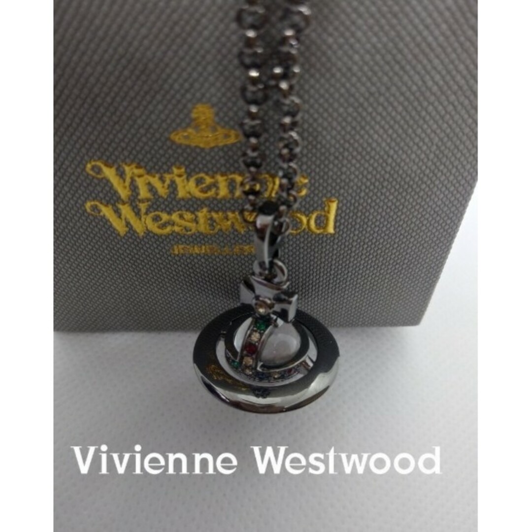 Vivienne Westwood(ヴィヴィアンウエストウッド)のVivienne Westwoodスモールブラックチェーンクリアオーブ新品未使用 レディースのアクセサリー(ネックレス)の商品写真