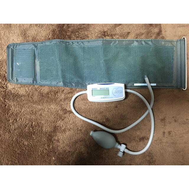 AD UA-704 [血圧計（上腕式） トラベル・血圧計]の通販 by ボブ shop｜ラクマ