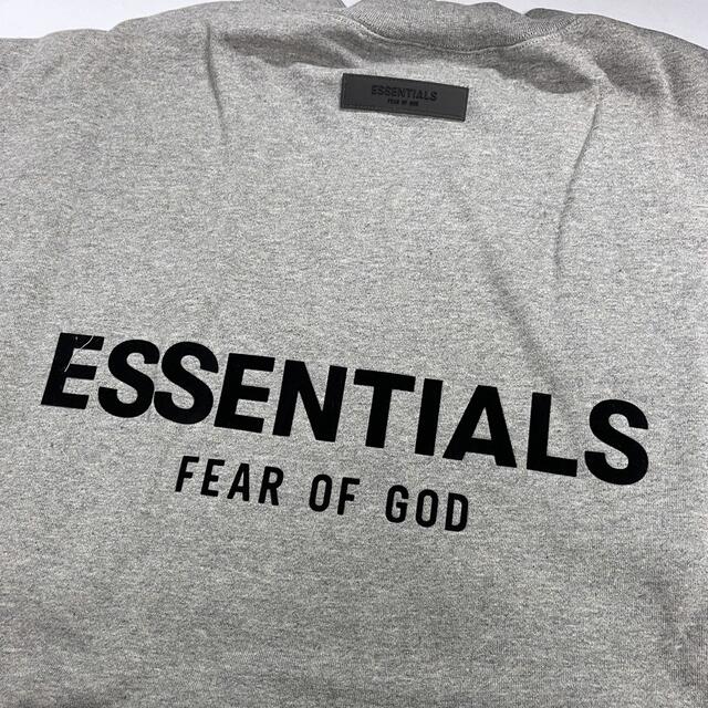 FEAR OF GOD(フィアオブゴッド)のFEAR OF GOD ESSENTIALS FOG トレーナー 灰 L 送料込 メンズのトップス(スウェット)の商品写真