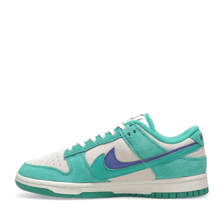 NIKE - 27cm NIKE W DUNK LOW DO9457-101 Greenの通販 by You Can You ...
