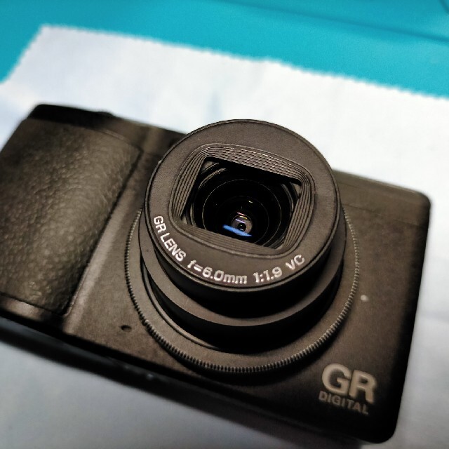 【説明文要確認】RICOH GR DIGITAL IV デジタルカメラ スマホ/家電/カメラのカメラ(コンパクトデジタルカメラ)の商品写真