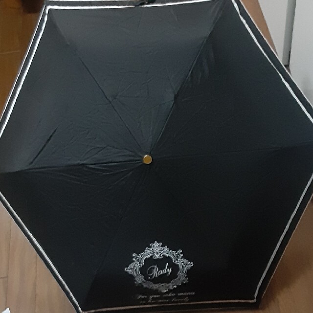 Rady(レディー)の未使用  Rady  ノベルティ  数限定 折りたたみ傘 レディースのファッション小物(傘)の商品写真