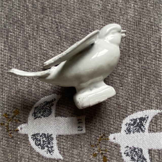 ASTIER de VILLATTE(アスティエドヴィラット)の【難あり美品】アスティエASTIER 小鳥のオブジェ（カトラリーレスト）です。 インテリア/住まい/日用品のキッチン/食器(食器)の商品写真