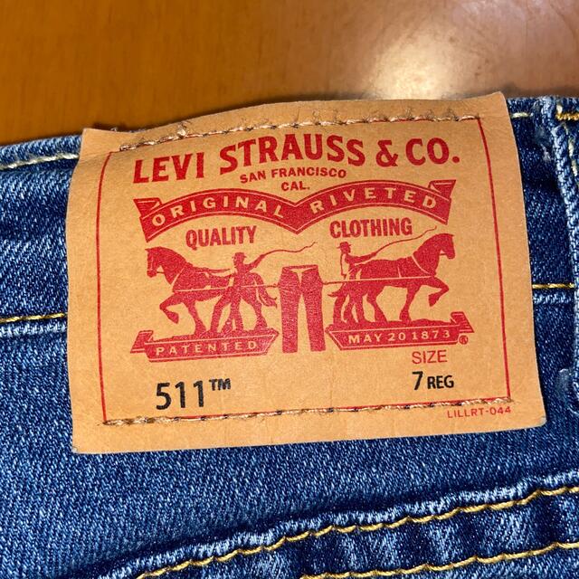 Levi's(リーバイス)の☆ 美品☆ Levi’s ストレートジーンズ　120-130cm  511 キッズ/ベビー/マタニティのキッズ服男の子用(90cm~)(パンツ/スパッツ)の商品写真