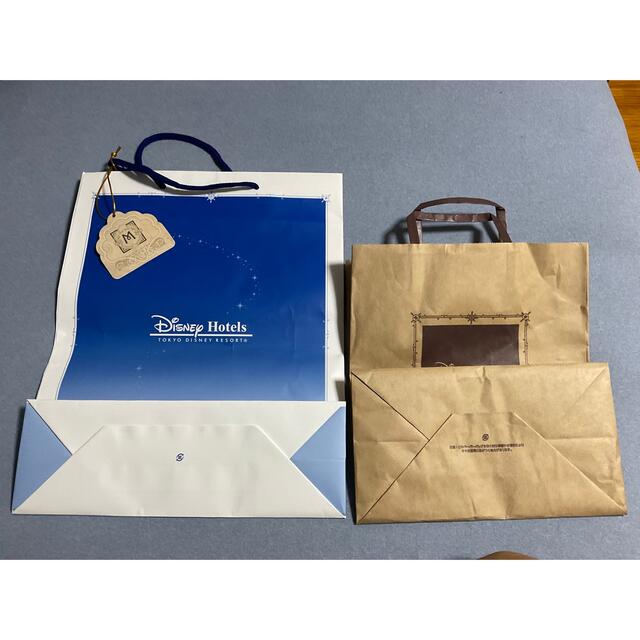 Disney(ディズニー)のディズニーホテル　◆ 手さげ紙袋　◆ 大小　2枚セット レディースのバッグ(ショップ袋)の商品写真